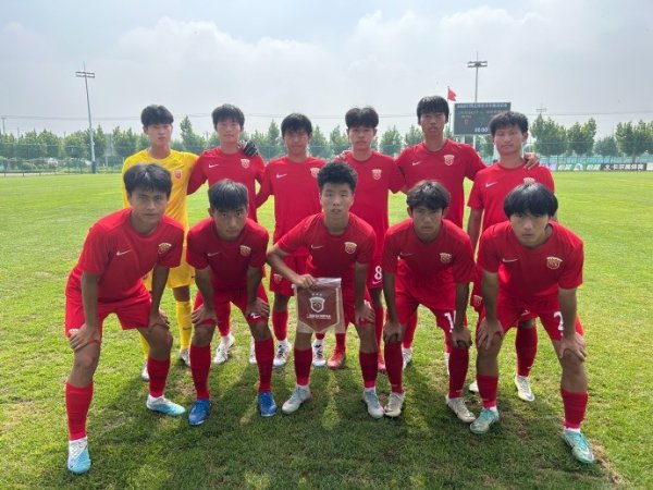 上海海港U17队6-0战胜成都蓉城U17队，取得青少年精英职业联赛  三连胜