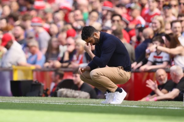 曼晚：如果还不对阿莫林采取果断措施，曼联真的要开始保级了