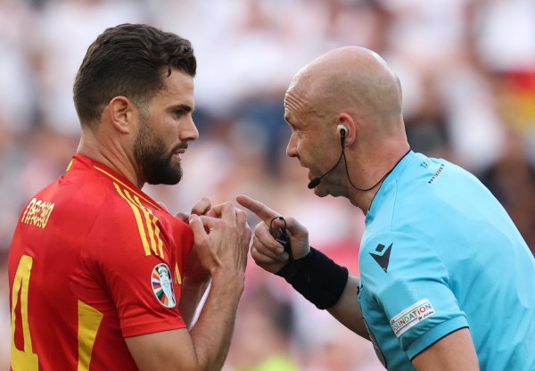 做全职裁判 前当了13年狱警!安东尼泰勒:这两份工作很相似 做全职裁判 前当了13年狱警!安东尼泰勒:这两份工作很相似