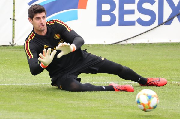 库尔图瓦:对上一场的平手 很失望,要把对威尔士的赛事 当做总决赛 踢 库尔图瓦:对上一场的平手 很失望,要把对威尔士的赛事 当做总决赛 踢