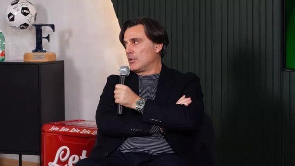 蒙特拉:恰尔汗奥卢太重要了也是个问题,队友都会不自觉地依赖他 蒙特拉:恰尔汗奥卢太重要了也是个问题,队友都会不自觉地依赖他