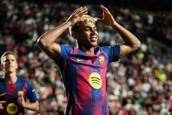 巴萨对手：只能靠违例  阻止梅西，亚马尔还未达到这种水平