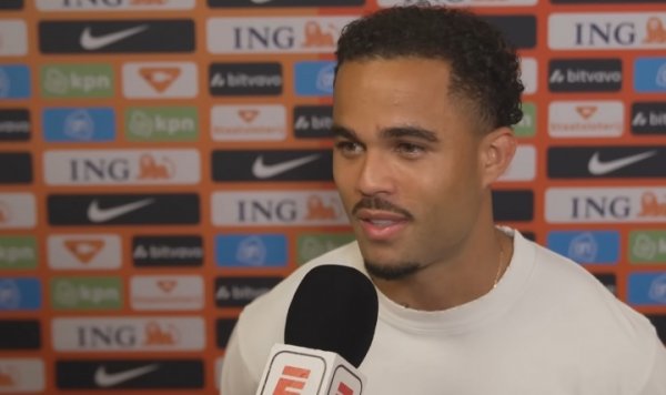 印尼无缘世界杯赛 ,小克鲁伊维特:我爸尽力了,球迷跑我这来刷下课 印尼无缘世界杯赛 ,小克鲁伊维特:我爸尽力了,球迷跑我这来刷下课