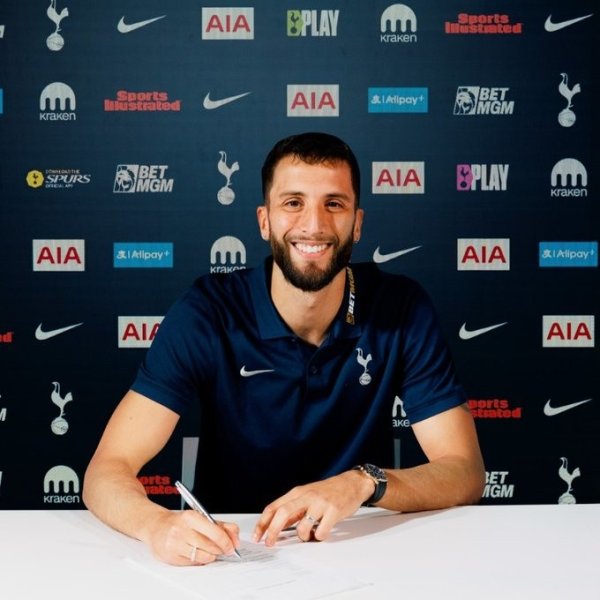 本坦库尔谈续约：很高兴能在这家了不起的球队续写故事，我爱热刺