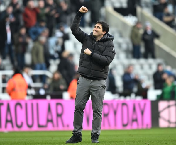 伯恩茅斯英超首轮不敌利物浦后已连续8轮不败，5胜3平1负18分第二