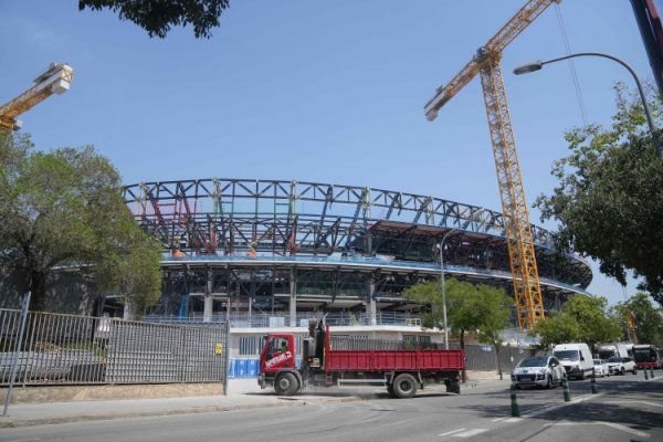 世体：巴萨上赛季运动活动    场  实际收入达1.75亿欧，今年营收目标2.26亿