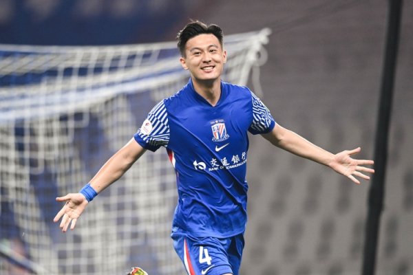 沪媒：申花战深圳蒋圣龙将复出，薛庆浩缺席今天练习