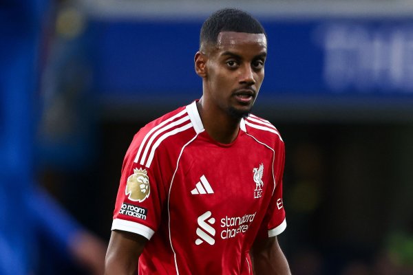 回声报：伊萨克和阿利松将在本月复出，有望出战诺丁汉森林